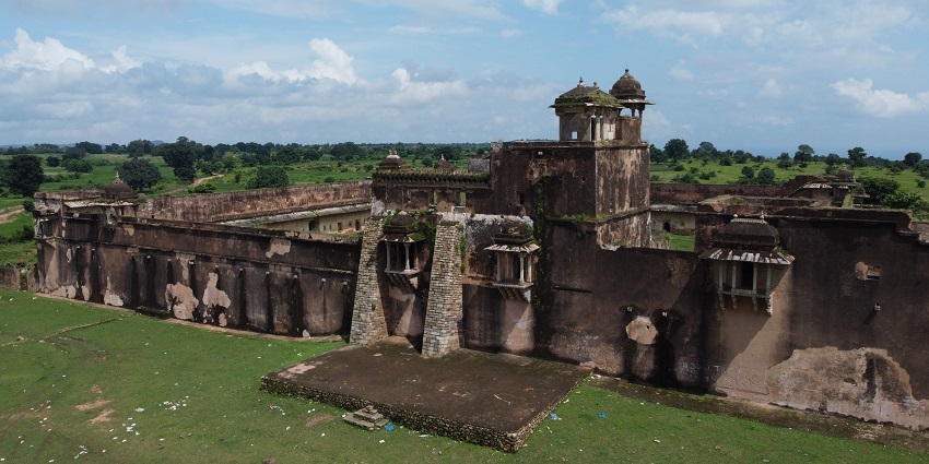 🏰 Rohtasgarh Fort - The Hilltop Fortress