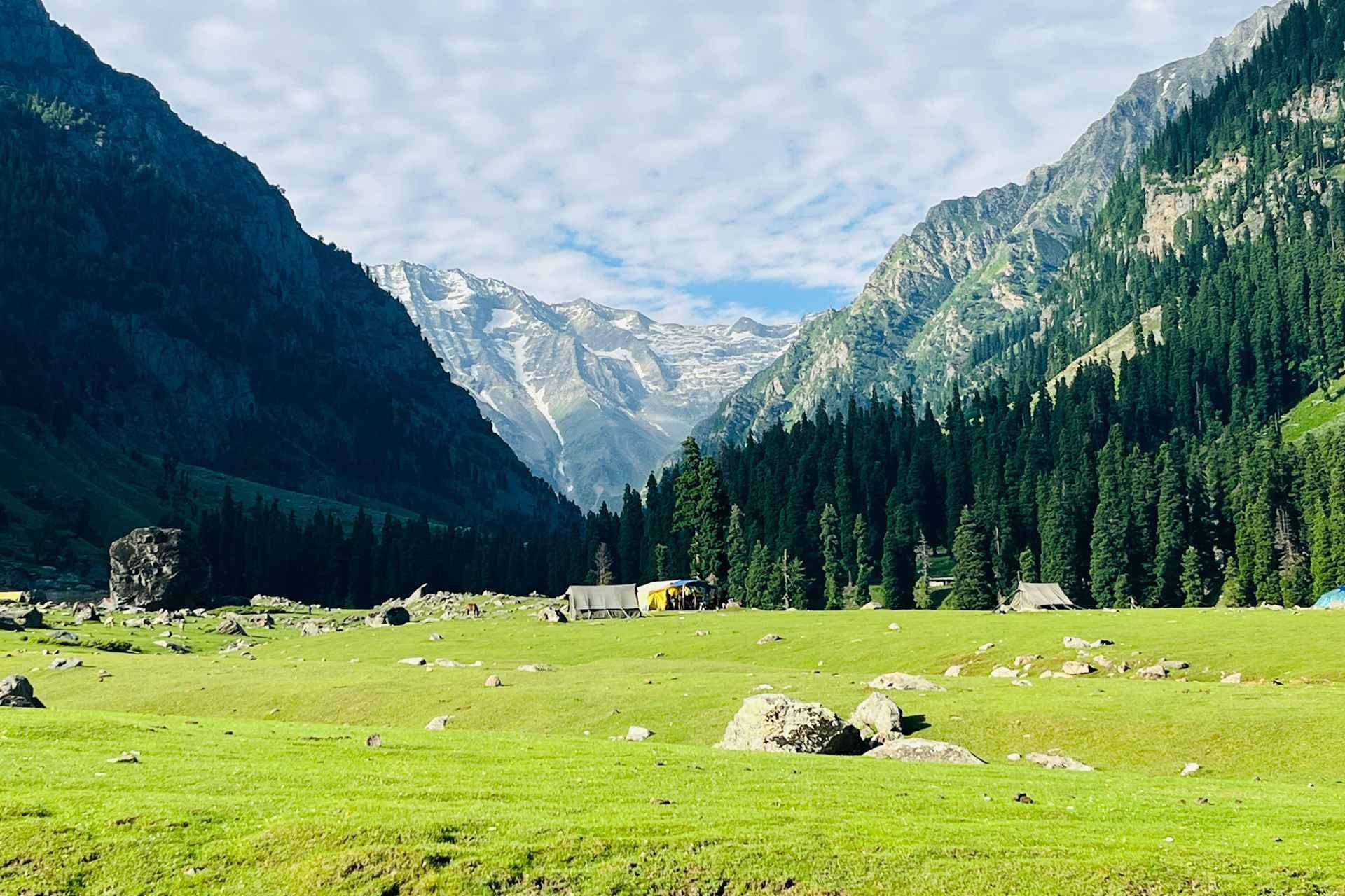 Betaab Valley