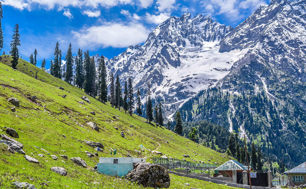 Sonamarg valley 