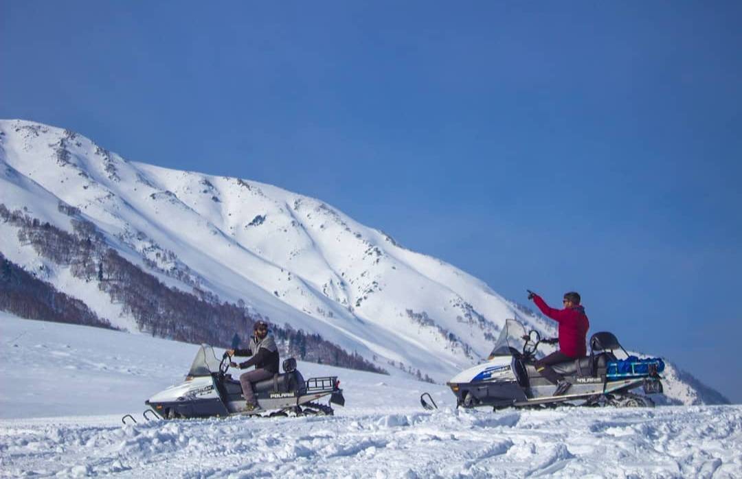 Snowbiking in Gulmarg