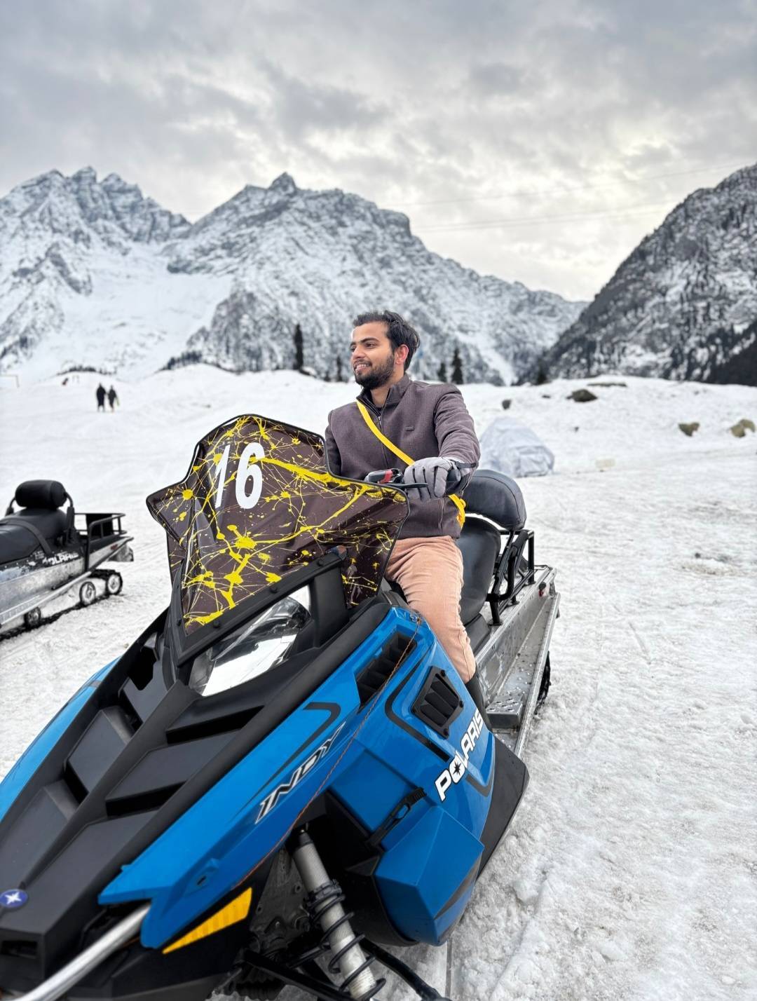 Snowbiking in Gulmarg