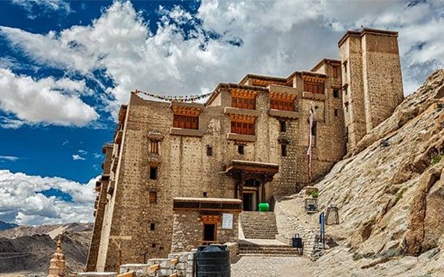 Leh Palace 