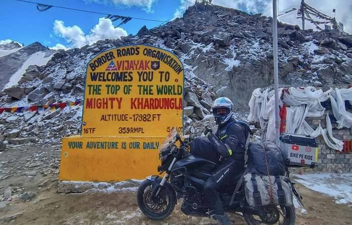 Khardung La Passes 