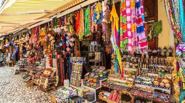 Chikkamagaluru local market and cafe's 