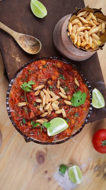 Tomato chaat